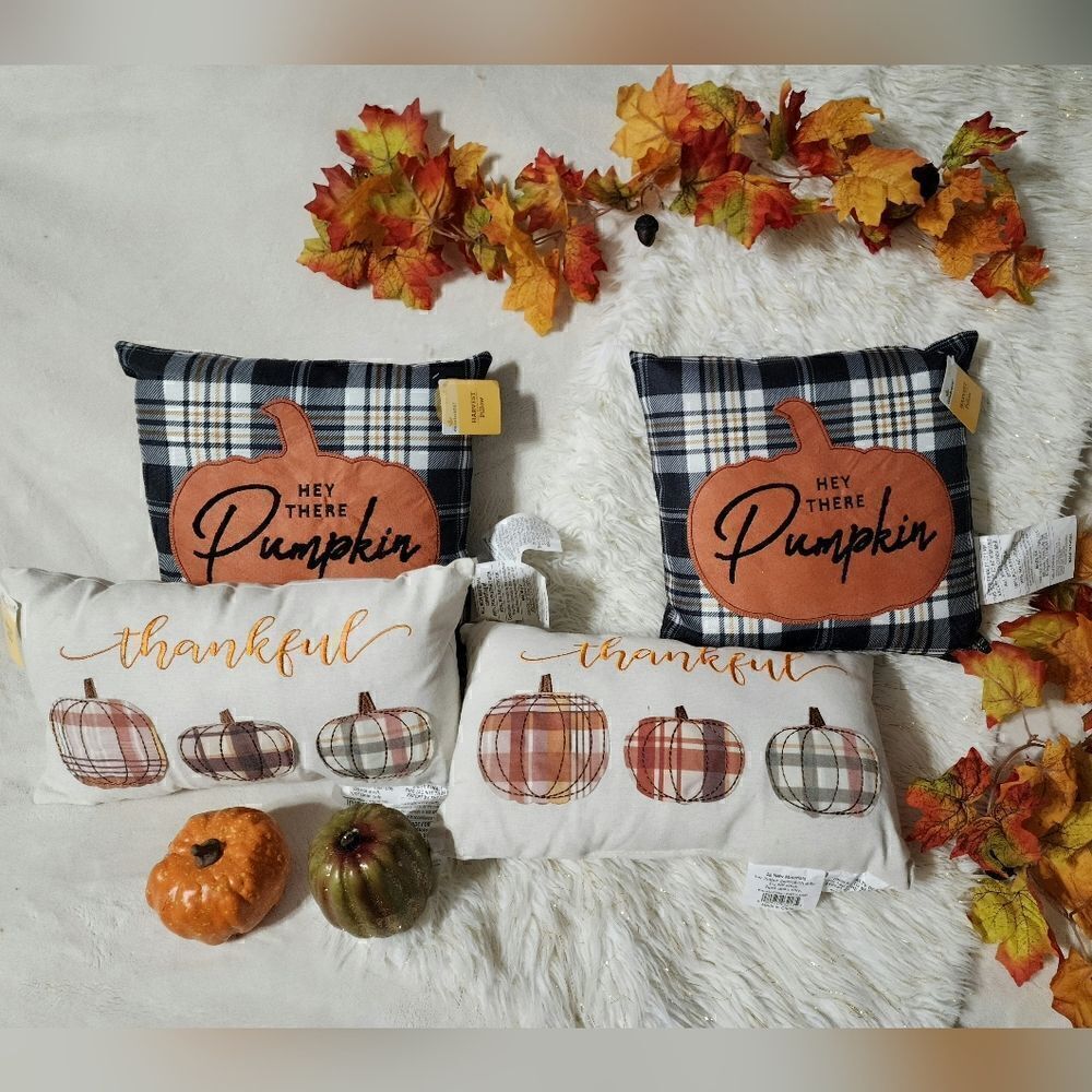 Fall/harvest pumpkin decorative pillows set of 4